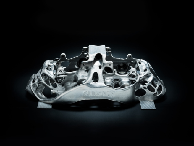 Technologie : Le constructeur français Bugatti développe un étrier de frein en titane tout droit sorti d’une imprimante 3D