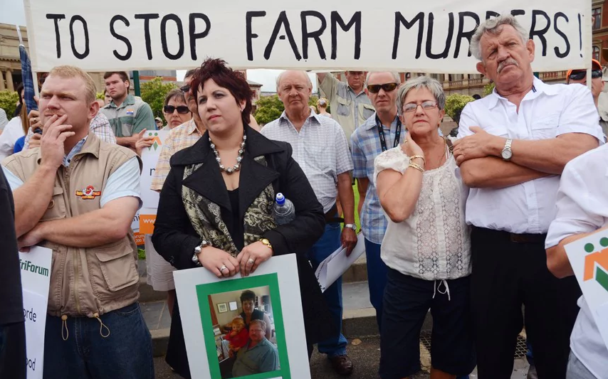 Afrique du Sud : le parlement vote à grande majorité l’expropriation des fermiers blancs sans compensation
