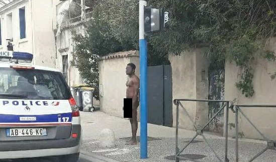 France, Montpellier – Complètement drogué, il se promène nu à côté d’un orphelinat