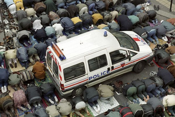 Islam en France – 15 000 musulmans ont prié à Grenoble pour l’Aïd-el-Fitr, la fin du ramadan