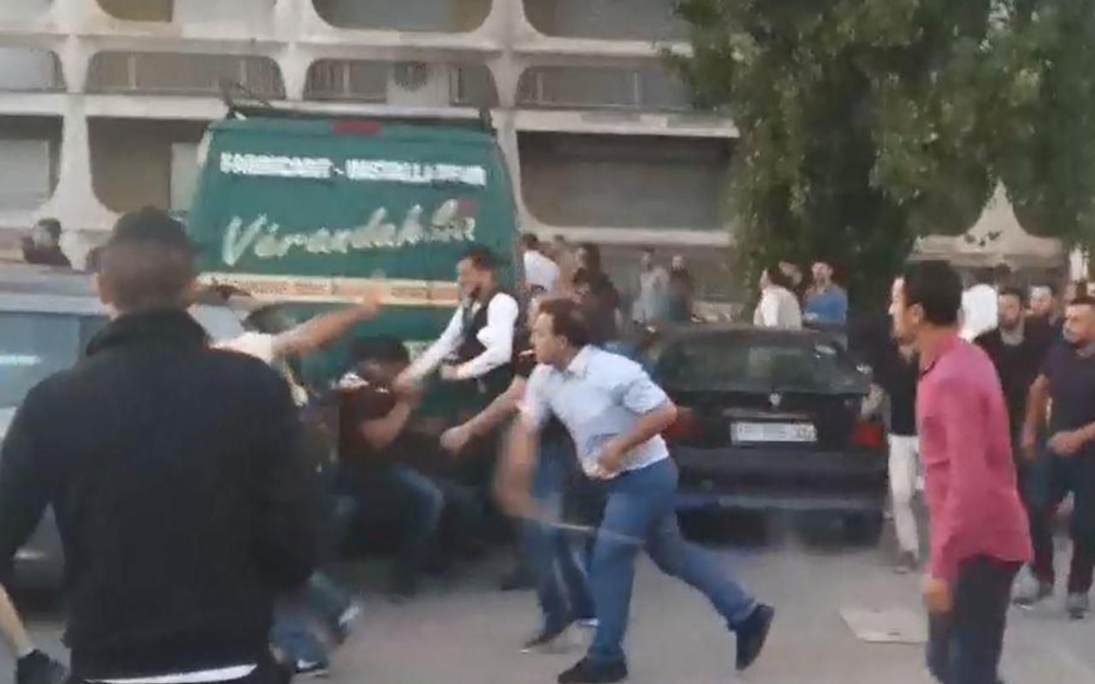 #MantesLaJolie 🇫🇷 le résultat des élections en Turquie provoque de violents affrontements