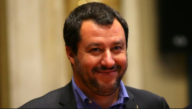 72% des Italiens soutiennent la politique nationaliste et anti-migrants de Salvini