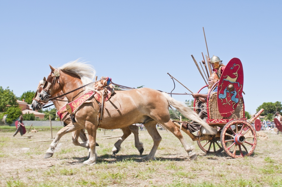 #Bulgarie 🇧🇬 Découverte d'un char celtique enterré avec 2 chevaux : les Gaulois en Thrace il y a 2 300 ans