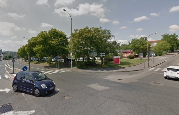 #Grigny 🇫🇷 Un homme poignardé à 2 reprises, dont une à la carotide