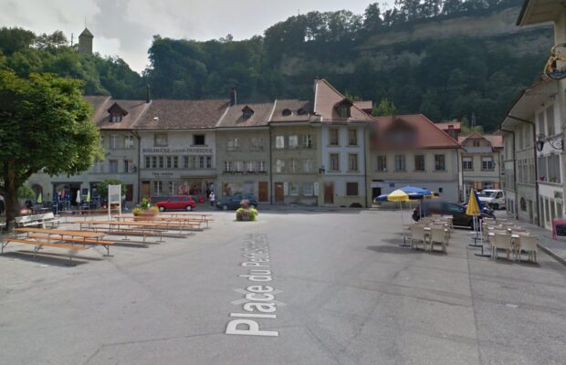 #Fribourg 🇨🇭 Des Sri Lankais réprimandés pour avoir traité une femme de « sale blanche »