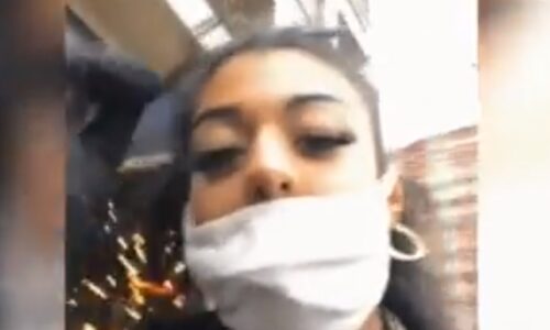 🇫🇷 Une jeune femme invente la « technique du dindon » pour faire fuir les harceleurs de rue (vidéo)