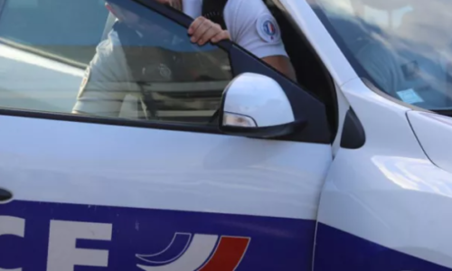 🇫🇷 Une camionnette force un barrage de police : un migrant à bord tué par balle dans Alpes-Maritimes